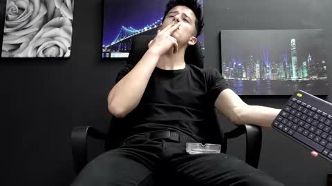 SirReedy online show from December 2025 09:59:01 AM