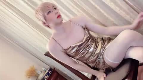 Sissy Ada online show from May 2026 02:01:02 PM