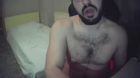 sissy_bear_ online show from May 2026 09:53:02 PM