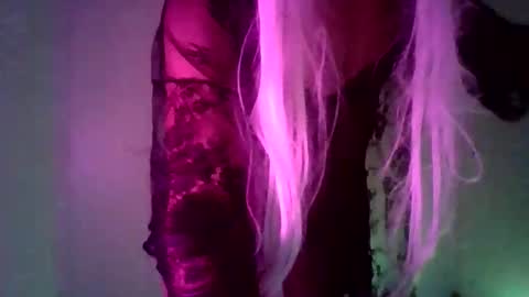 Mica online show from April 2026 11:27:01 PM