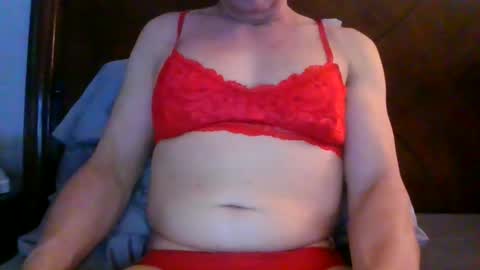 Snapshot of sissyandi38 chatting on June 2026 11:16:01 PM wants to suck cock online show from June 2026 11:16:01 PM