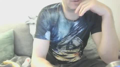 Snapshot of sissyboyforyoui chatting on March 2025 12:31:02 AM looking for older male ore female to use me sexually and be good to me ahhhhh online show from March 2025 12:31:02 AM