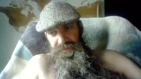 sitonmybeardxxx online show from May 2026 12:20:01 PM