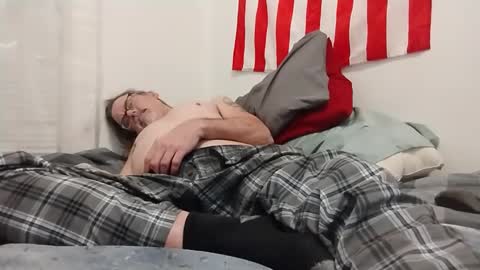 Snapshot of six_will_do chatting on December 2024 05:17:01 AM Jimmy B online show from December 2024 05:17:01 AM