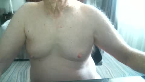 sjbottomboi online show from June 2026 03:47:01 PM