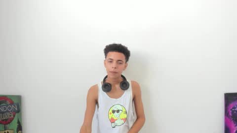 Snapshot of skady_coronado chatting on December 2024 03:00:02 PM skady_coronado online show from December 2024 03:00:02 PM