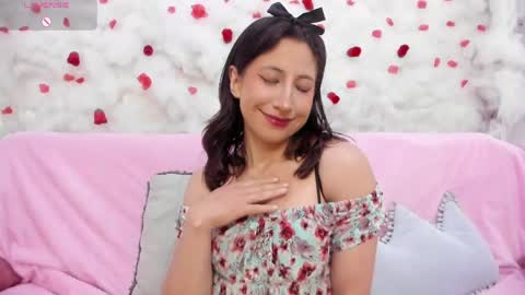 Snapshot of skarletjhonson_ chatting on May 2026 08:20:01 AM Skarlet online show from May 2026 08:20:01 AM