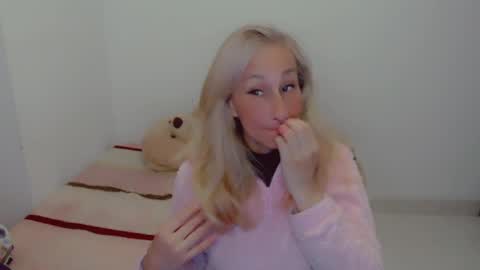 Arlett online show from May 2026 12:02:01 PM
