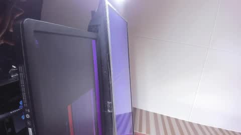 skarlettbarnes online show from May 2026 11:51:02 AM