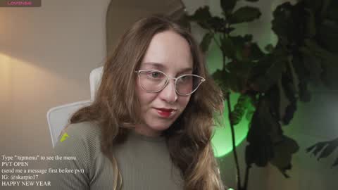 Snapshot of skarpio17 chatting on January 2025 02:10:02 AM Im Scarlett ONLINE 5pm-10pm NYC time online show from January 2025 02:10:02 AM