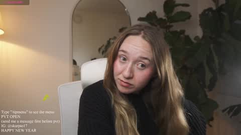 Snapshot of skarpio17 chatting on January 2025 03:17:02 AM Im Scarlett ONLINE 5pm-10pm NYC time online show from January 2025 03:17:02 AM