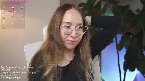 Snapshot of skarpio17 chatting on January 2025 09:10:01 PM Im Scarlett ONLINE 5pm-10pm NYC time online show from January 2025 09:10:01 PM