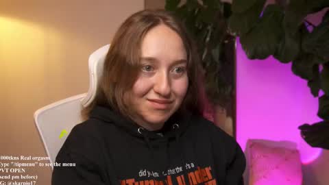 Snapshot of skarpio17 chatting on September 2025 03:30:02 AM Im Scarlett ONLINE 5pm-10pm NYC time online show from September 2025 03:30:02 AM