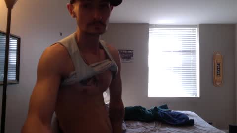 Snapshot of skater_v2 chatting on September 2025 03:13:01 PM Christopher online show from September 2025 03:13:01 PM
