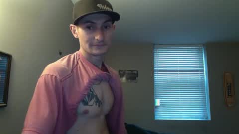 Snapshot of skater_v2 chatting on October 2025 09:45:01 PM Christopher online show from October 2025 09:45:01 PM