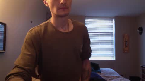 Snapshot of skater_v2 chatting on October 2025 08:40:01 PM Christopher online show from October 2025 08:40:01 PM