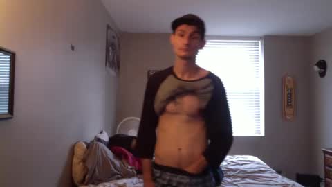 Snapshot of skater_v2 chatting on October 2025 02:48:02 PM Christopher online show from October 2025 02:48:02 PM