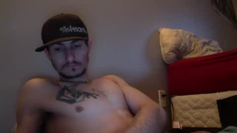 Snapshot of skater_v2 chatting on November 2025 12:38:01 PM Christopher online show from November 2025 12:38:01 PM