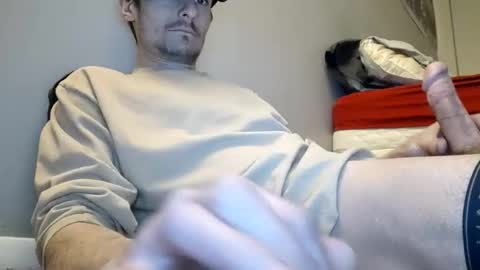 Snapshot of skaterpunk_92 chatting on December 2025 12:23:02 PM skaterpunk_92 online show from December 2025 12:23:02 PM