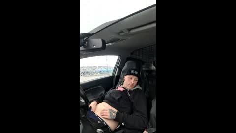 Snapshot of skateruncut chatting on February 2026 02:05:02 PM skateruncut online show from February 2026 02:05:02 PM