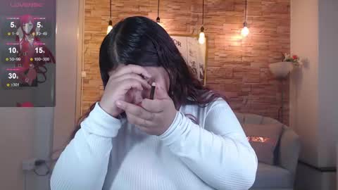 Snapshot of skeler_lovd_b chatting on January 2025 12:58:01 PM Skarlet online show from January 2025 12:58:01 PM