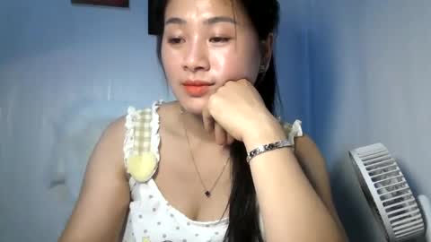 Snapshot of skie1111 chatting on June 2026 03:15:02 AM Shie online show from June 2026 03:15:02 AM