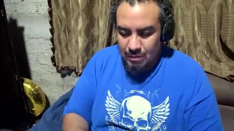 Snapshot of skinhell chatting on February 2026 12:53:01 AM Elias online show from February 2026 12:53:01 AM