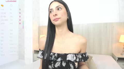 Snapshot of skinny_ariadna chatting on February 2026 11:33:01 AM Ariadna online show from February 2026 11:33:01 AM