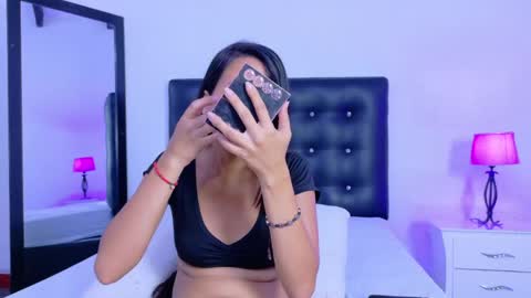 skinny_hottie18 online show from May 2026 07:41:01 PM