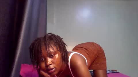 skinny_jass online show from May 2026 02:33:02 PM