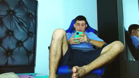 Snapshot of skinny_marked chatting on January 2025 10:43:02 PM skinny marked online show from January 2025 10:43:02 PM