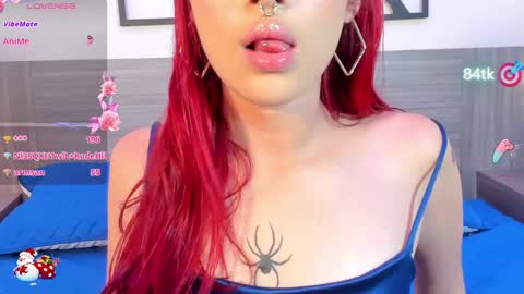 Snapshot of skinnyfoxyy chatting on January 2025 01:27:01 AM Foxy online show from January 2025 01:27:01 AM