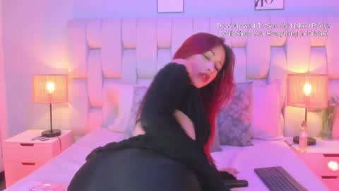 Foxy online show from June 2026 11:05:02 PM