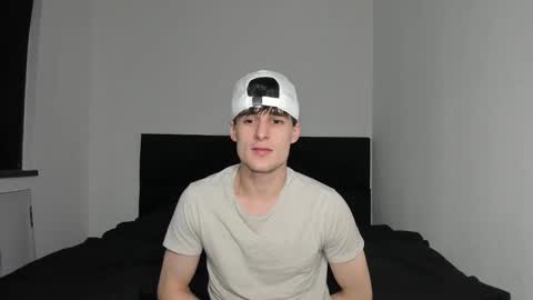 Snapshot of skinnyguywithbigd chatting on December 2025 01:55:02 AM skinnyguywithbigd online show from December 2025 01:55:02 AM