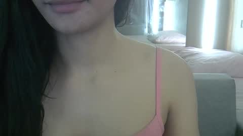 Snapshot of skinnykittencam chatting on April 2026 09:43:01 AM skinnykittencam online show from April 2026 09:43:01 AM