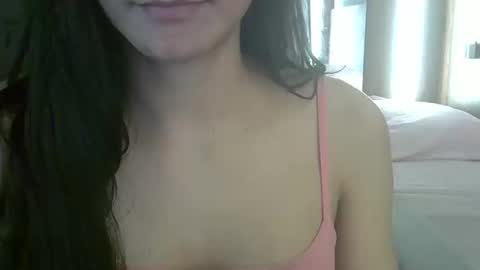 Snapshot of skinnykittencam chatting on April 2026 09:49:02 PM skinnykittencam online show from April 2026 09:49:02 PM