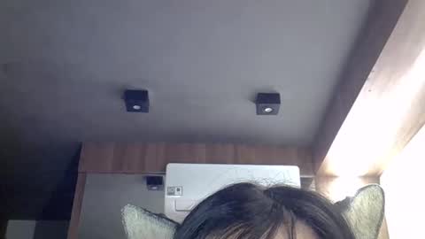 Snapshot of skinnykittencam chatting on April 2026 04:34:01 PM skinnykittencam online show from April 2026 04:34:01 PM