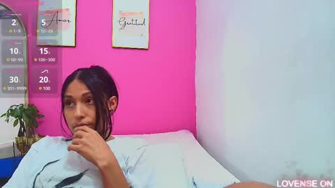 Snapshot of skinnyneighbour_ chatting on March 2025 06:00:02 AM Karla online show from March 2025 06:00:02 AM