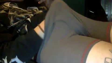 Snapshot of skinnypole6 chatting on March 2026 07:19:01 PM skinnypole6 online show from March 2026 07:19:01 PM