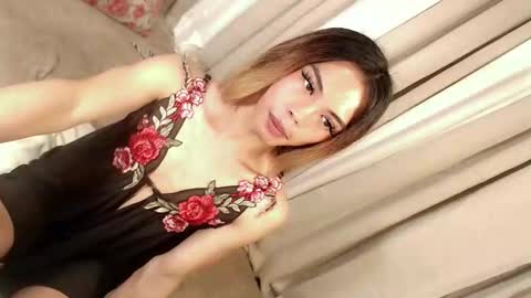 skinnytrans69 online show from April 2026 02:45:02 PM