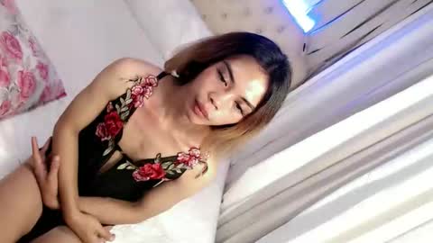 skinnytrans69 online show from May 2026 05:10:02 PM