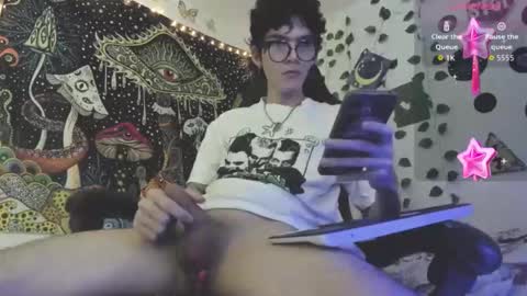 skiny_dann online show from May 2026 03:35:02 AM