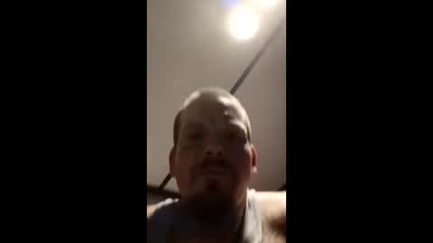 Snapshot of skinz038 chatting on April 2026 09:18:01 AM Skinz038 online show from April 2026 09:18:01 AM