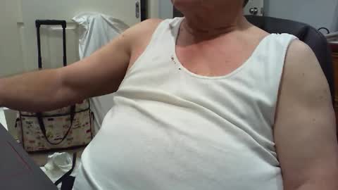 Skipper1970 online show from May 2026 09:17:02 AM