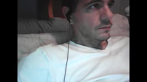 Easy-E online show from October 2025 12:00:01 AM