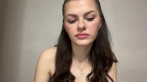 skirenna online show from January 2026 06:20:01 PM