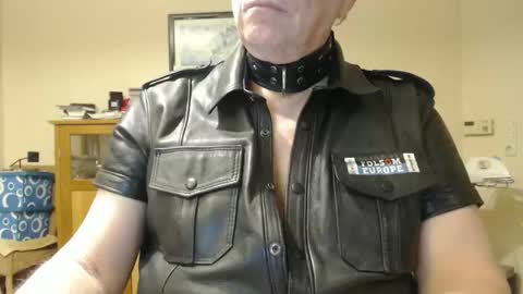 Snapshot of sklave_ol chatting on September 2025 08:31:01 PM sklave_ol online show from September 2025 08:31:01 PM