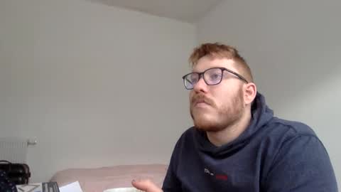 Snapshot of sklave_s chatting on January 2025 12:37:01 PM sklave_s online show from January 2025 12:37:01 PM