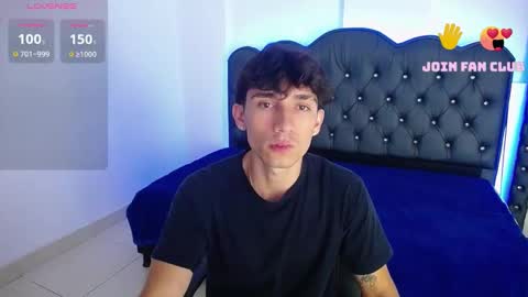 Snapshot of skorpyonmusclee chatting on January 2025 03:29:02 AM Skorpyon Musclee online show from January 2025 03:29:02 AM