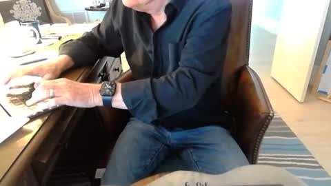 skr235 online show from February 2025 12:25:02 PM